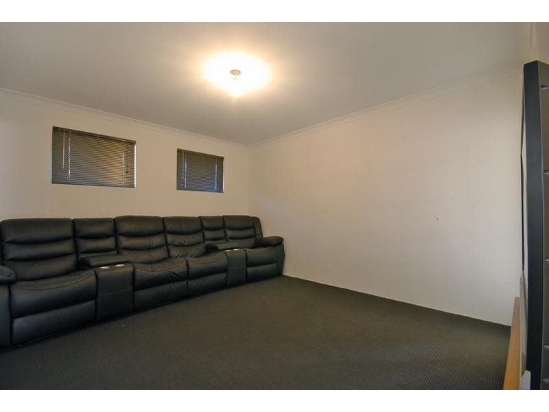 4 Clontarf Way, Butler WA 6036