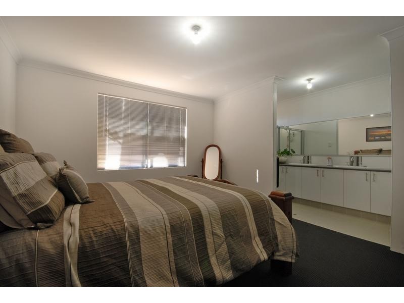 4 Clontarf Way, Butler WA 6036