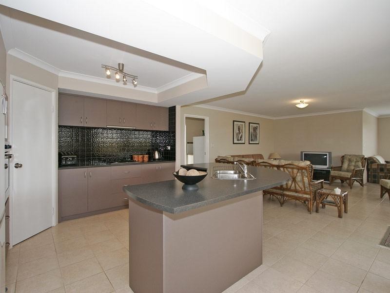 7 Prenton Street, Butler WA 6036