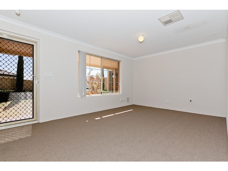 18 Clitheroe Way, Butler WA 6036