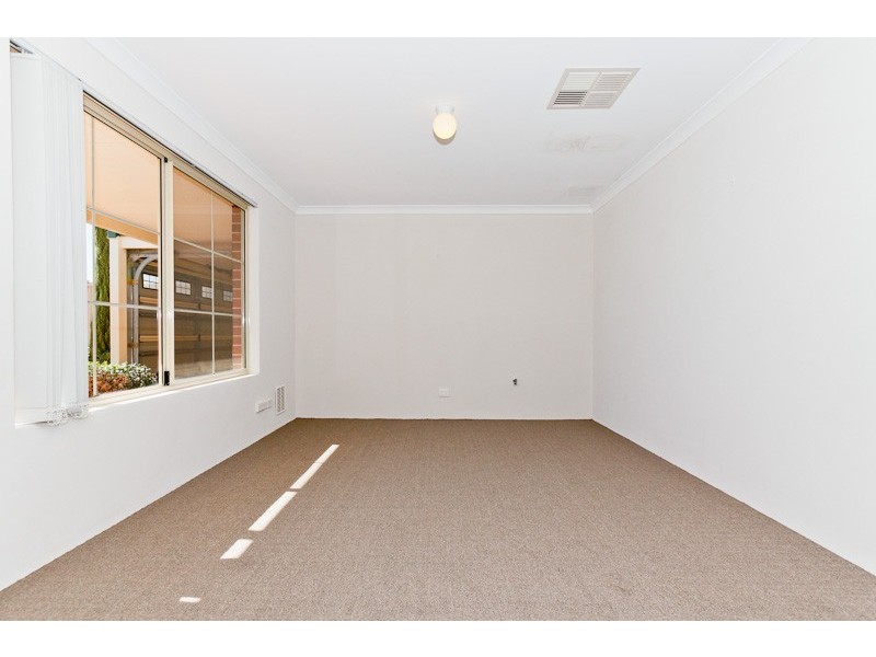 18 Clitheroe Way, Butler WA 6036