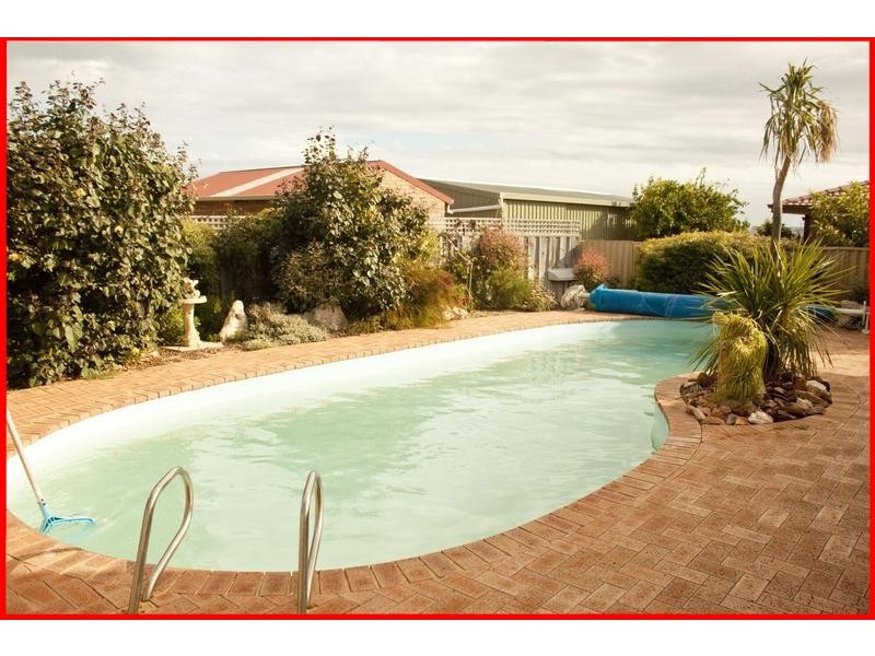 127 Cassilda Way, Two Rocks WA 6037