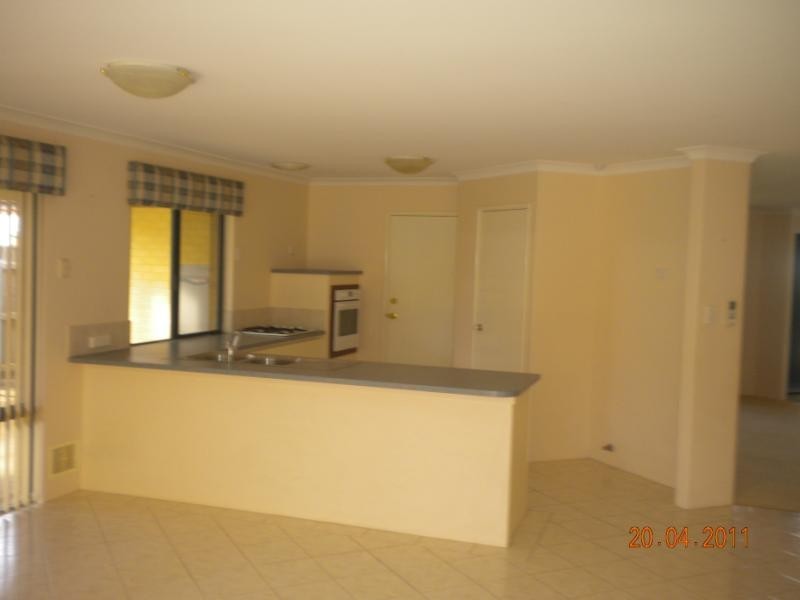 12 Crofton Cove, Mindarie WA 6030