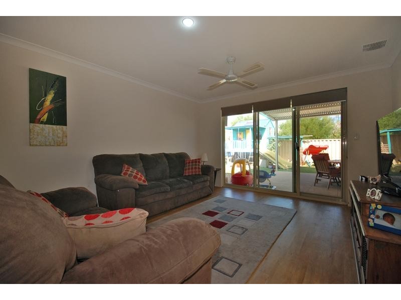 35 Claremorris Parkway, Butler WA 6036