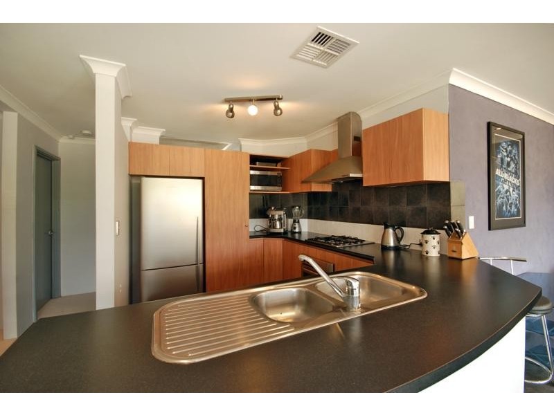 11 Bradman Drive, Butler WA 6036