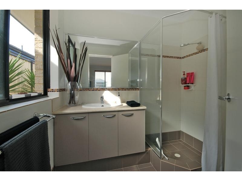 12 Lakewood Terrace, Clarkson WA 6030