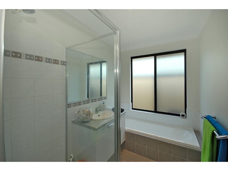 12 Lakewood Terrace, Clarkson WA 6030