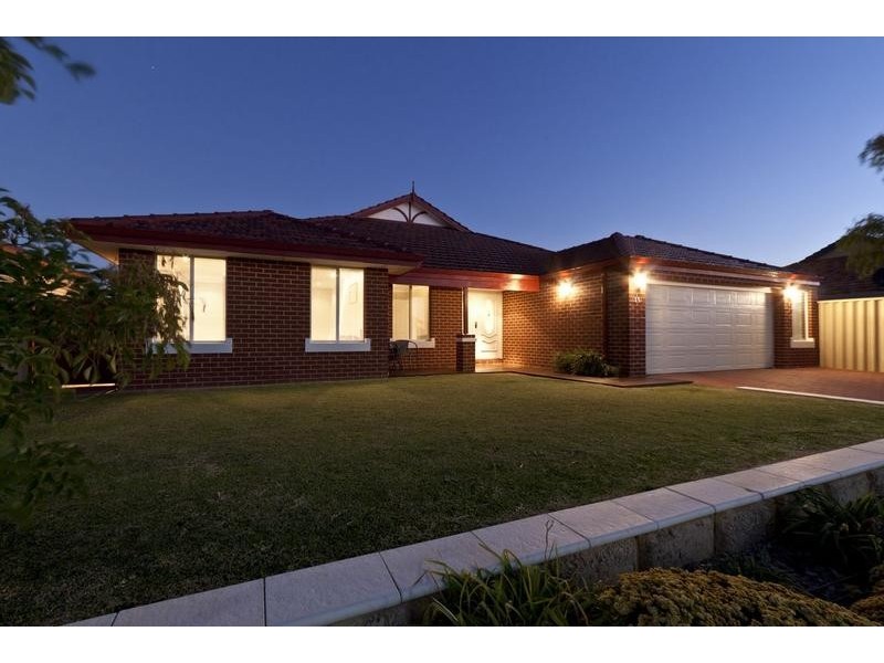 15 Barmouth Loop, Butler WA 6036