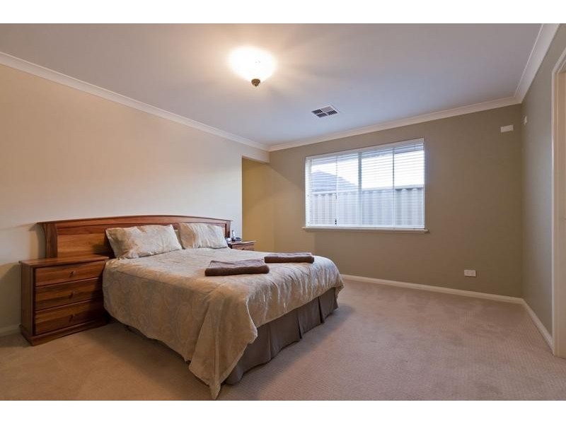 15 Barmouth Loop, Butler WA 6036