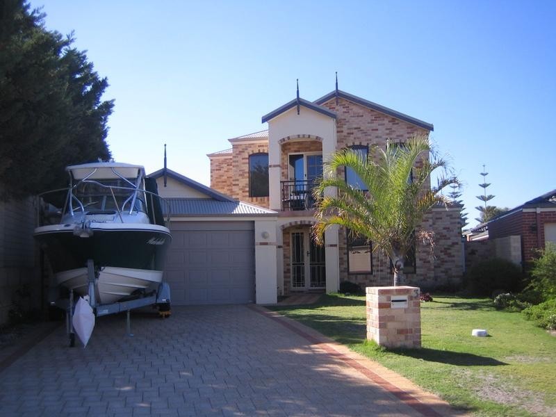 3 Lautoka Rise, Mindarie WA 6030