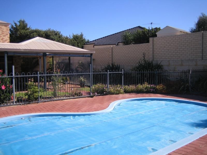 3 Lautoka Rise, Mindarie WA 6030