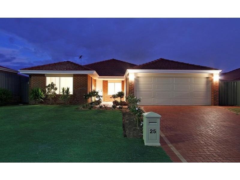 25 Grand Paradiso Parade, Merriwa WA 6030