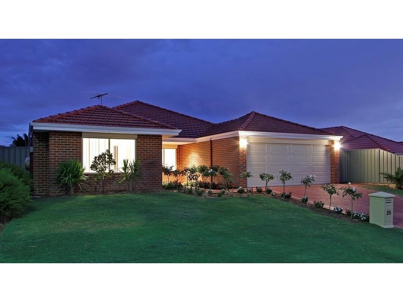 25 Grand Paradiso Parade, Merriwa WA 6030