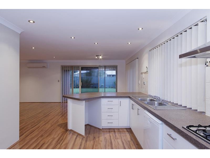 25 Grand Paradiso Parade, Merriwa WA 6030