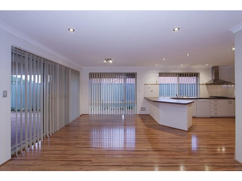 25 Grand Paradiso Parade, Merriwa WA 6030