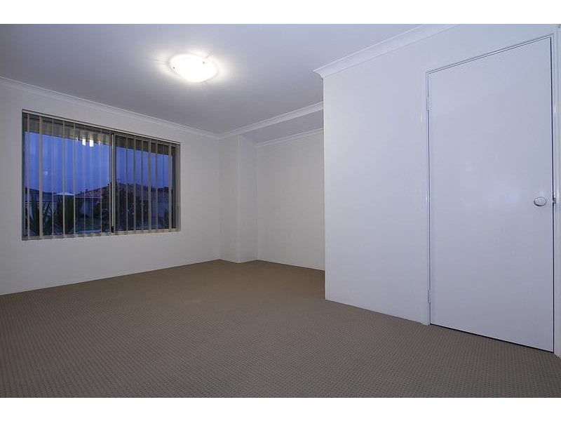 25 Grand Paradiso Parade, Merriwa WA 6030