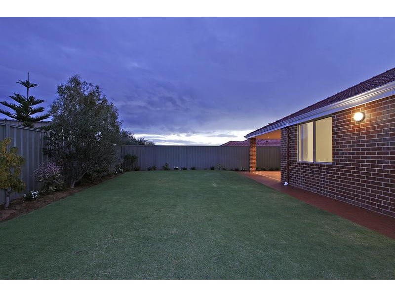 25 Grand Paradiso Parade, Merriwa WA 6030