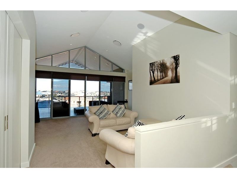 4 Paros Cove, Mindarie WA 6030