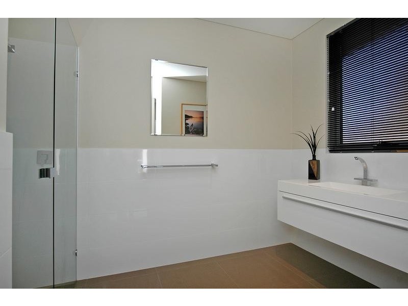 4 Paros Cove, Mindarie WA 6030