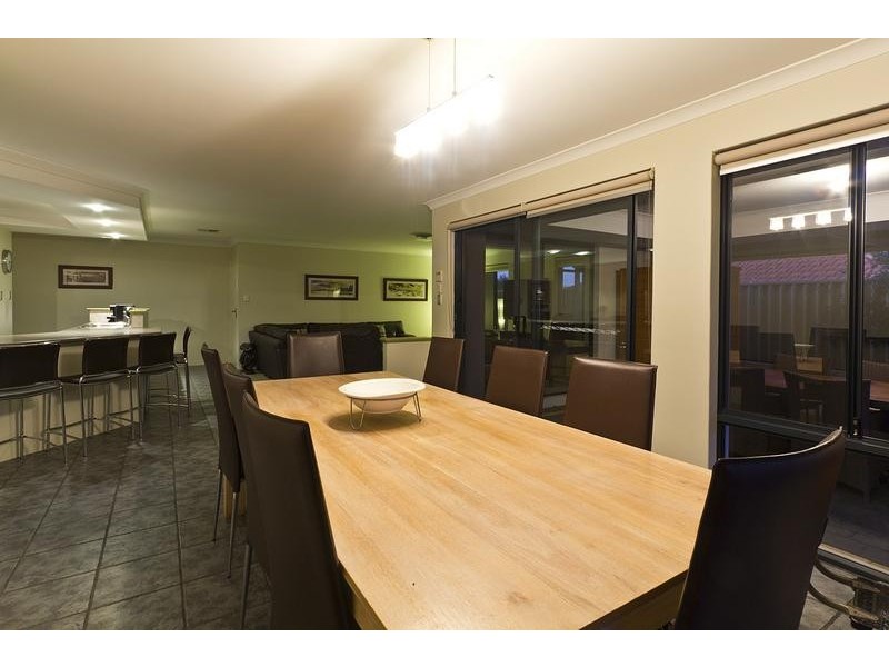39 Woodstock Way, Butler WA 6036