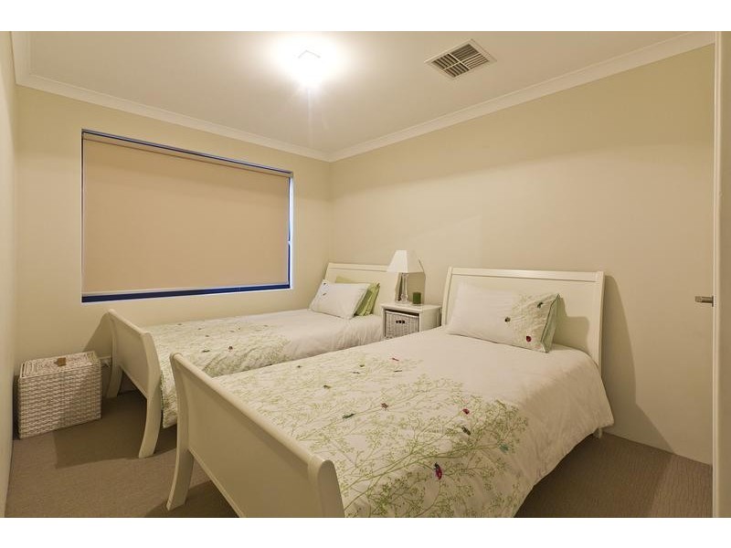 39 Woodstock Way, Butler WA 6036