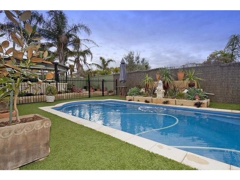 12 Bombala Close, Merriwa WA 6030