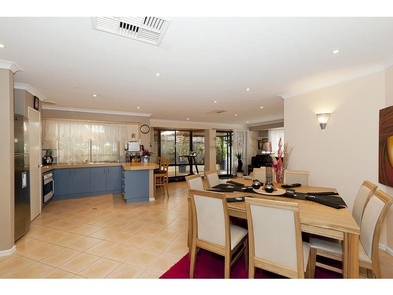 12 Bombala Close, Merriwa WA 6030