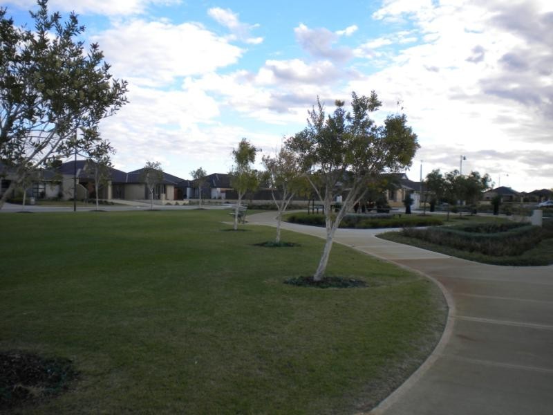 38 Finglass Meander, Butler WA 6036