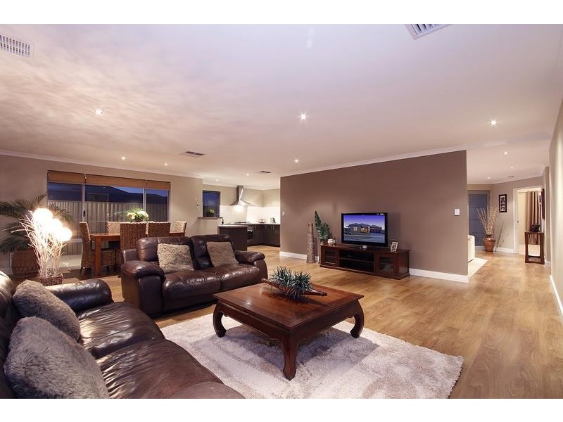 24 Saintfield Corner, Ridgewood WA 6030