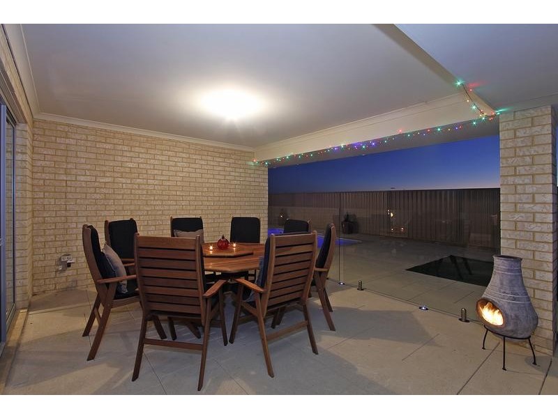 24 Saintfield Corner, Ridgewood WA 6030