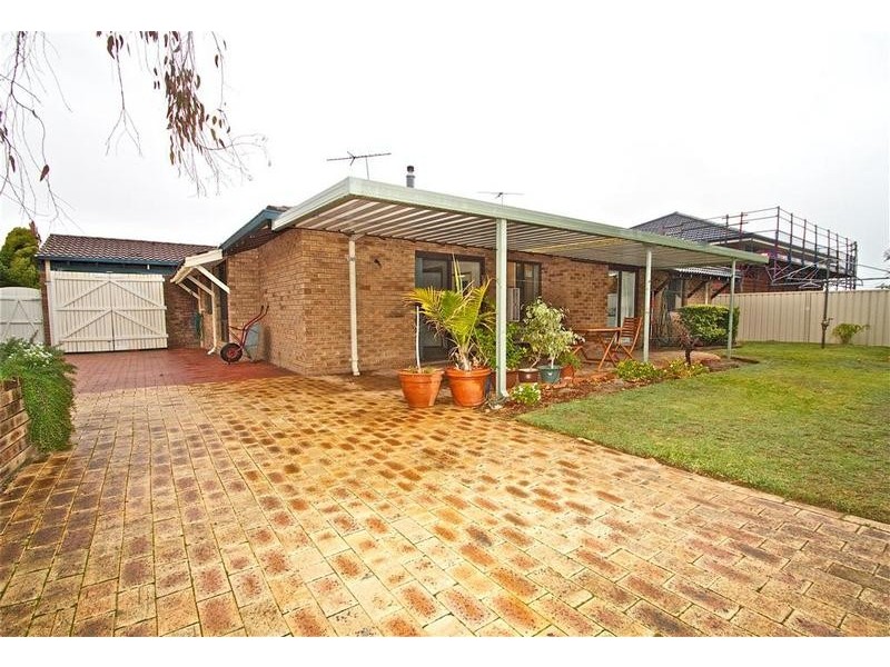 7 Lymburner Drive, Hillarys WA 6025