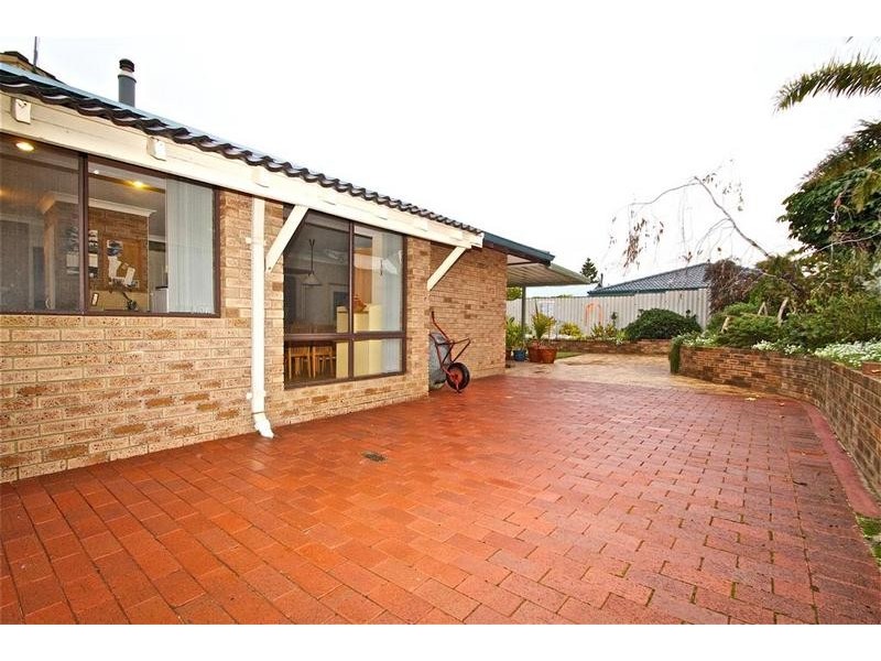 7 Lymburner Drive, Hillarys WA 6025