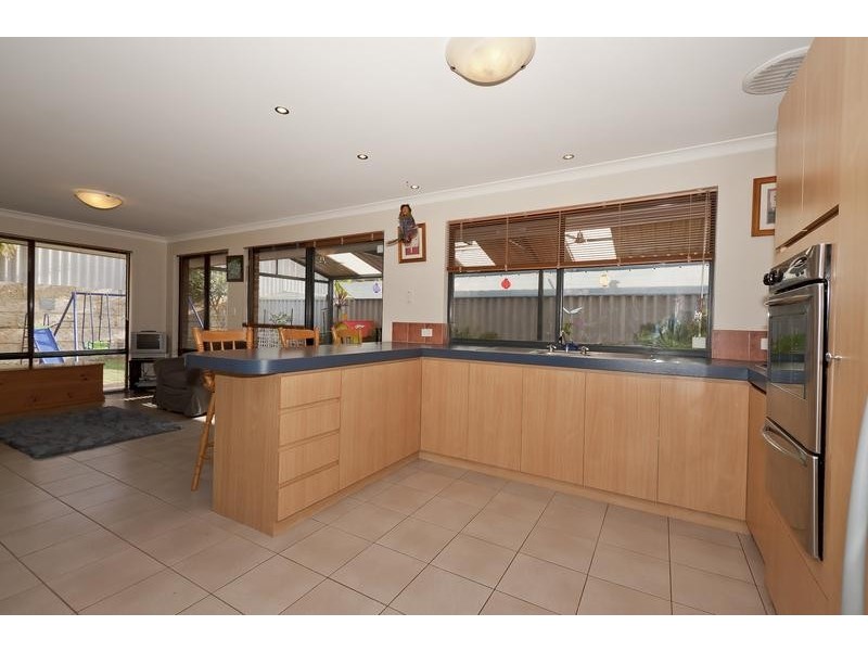 14 Sellar Elbow, Quinns Rocks WA 6030