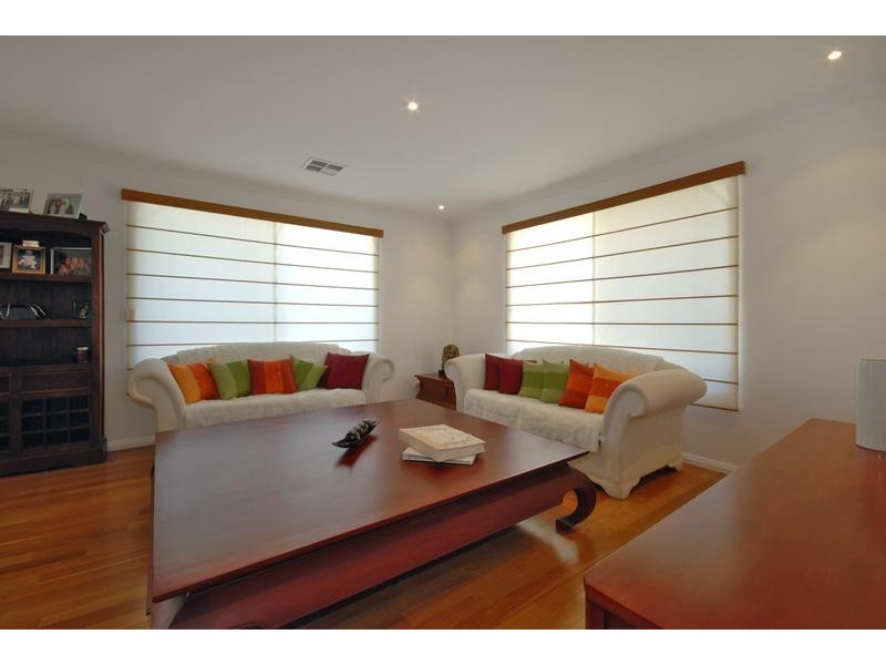 39 Limetree Circuit, Mindarie WA 6030