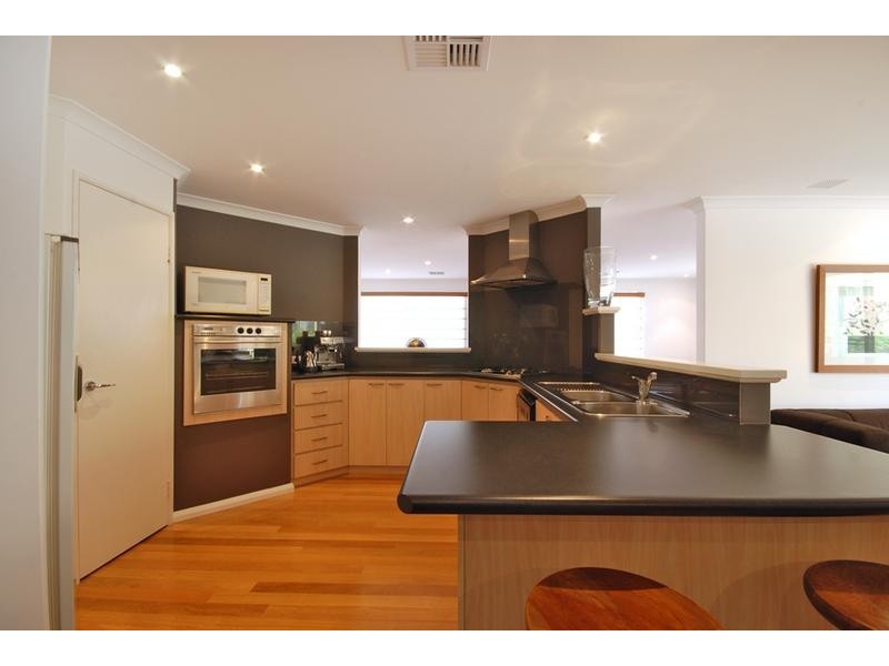39 Limetree Circuit, Mindarie WA 6030