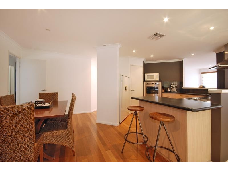 39 Limetree Circuit, Mindarie WA 6030