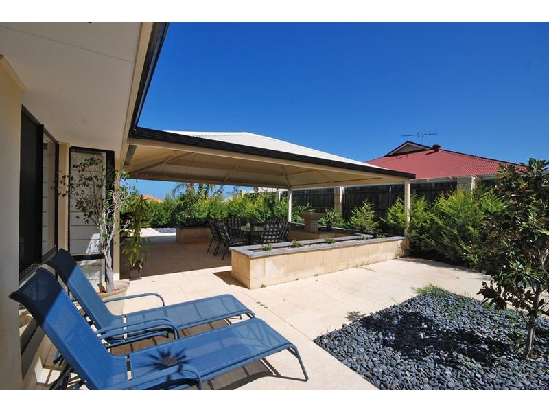39 Limetree Circuit, Mindarie WA 6030