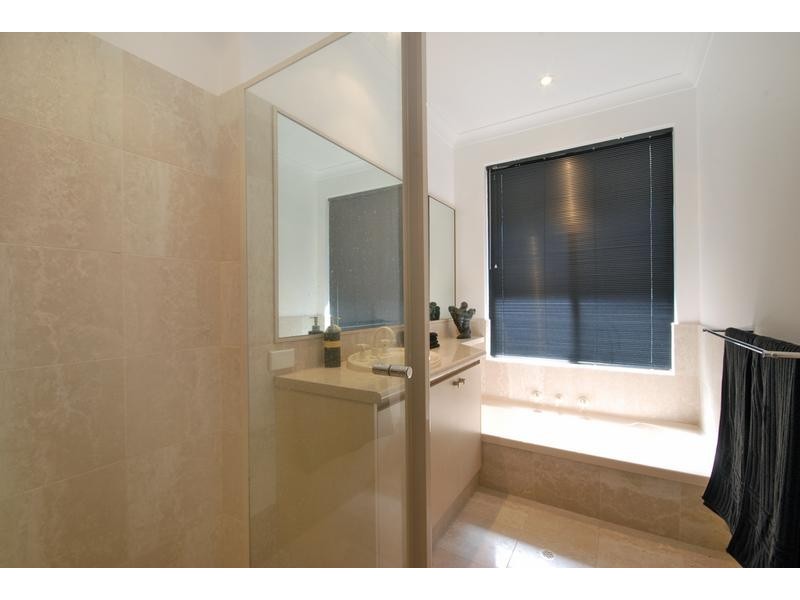 39 Limetree Circuit, Mindarie WA 6030