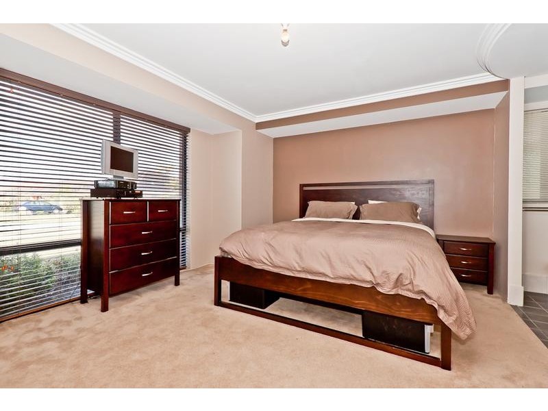 12 Noosa Walk, Merriwa WA 6030