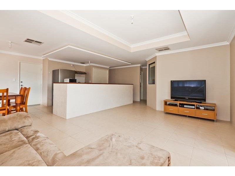 12 Noosa Walk, Merriwa WA 6030