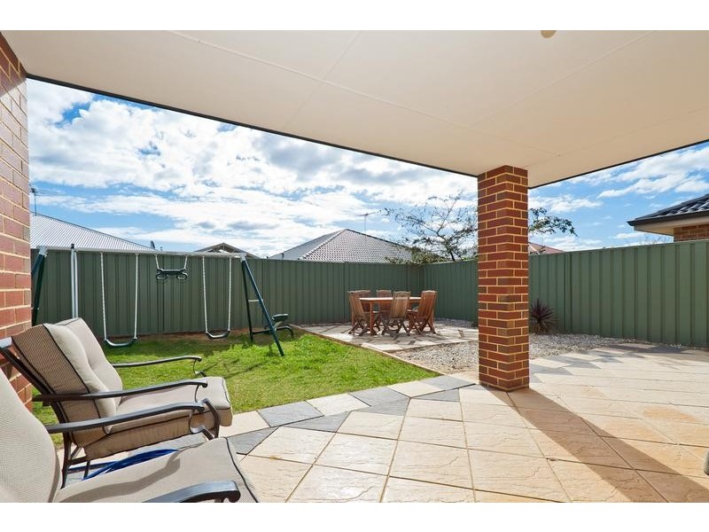 12 Noosa Walk, Merriwa WA 6030