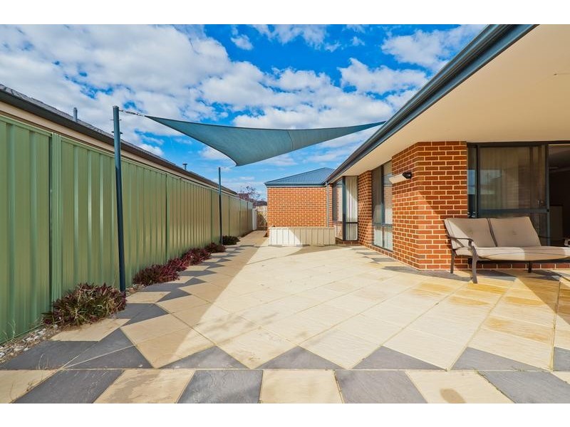 12 Noosa Walk, Merriwa WA 6030
