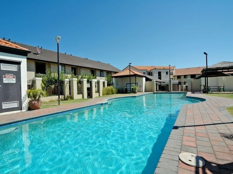 4/106 Boas Avenue, Joondalup WA 6027