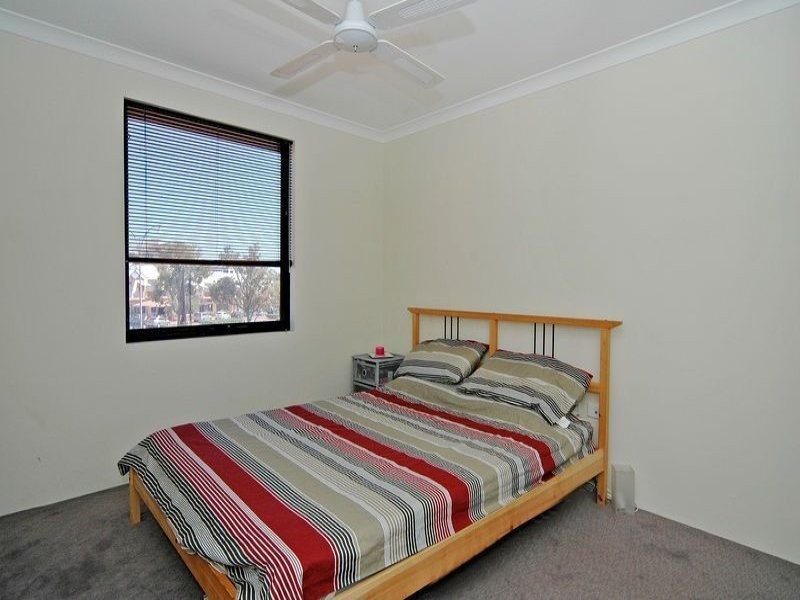4/106 Boas Avenue, Joondalup WA 6027