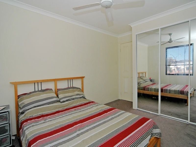 4/106 Boas Avenue, Joondalup WA 6027