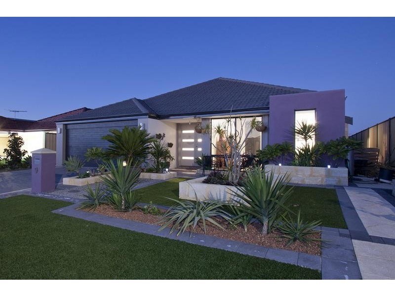 9 Gloucester Street, Yanchep WA 6035