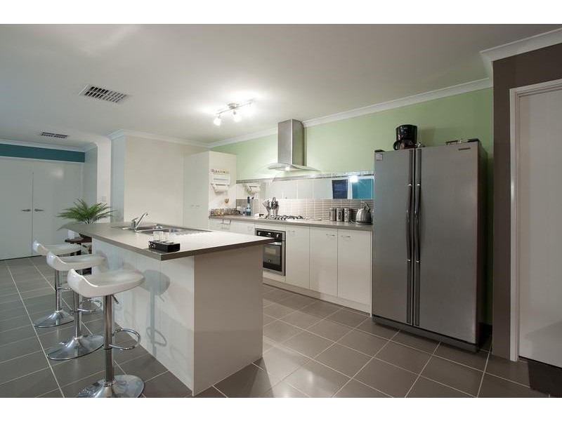 9 Gloucester Street, Yanchep WA 6035