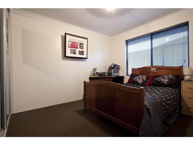 9 Gloucester Street, Yanchep WA 6035