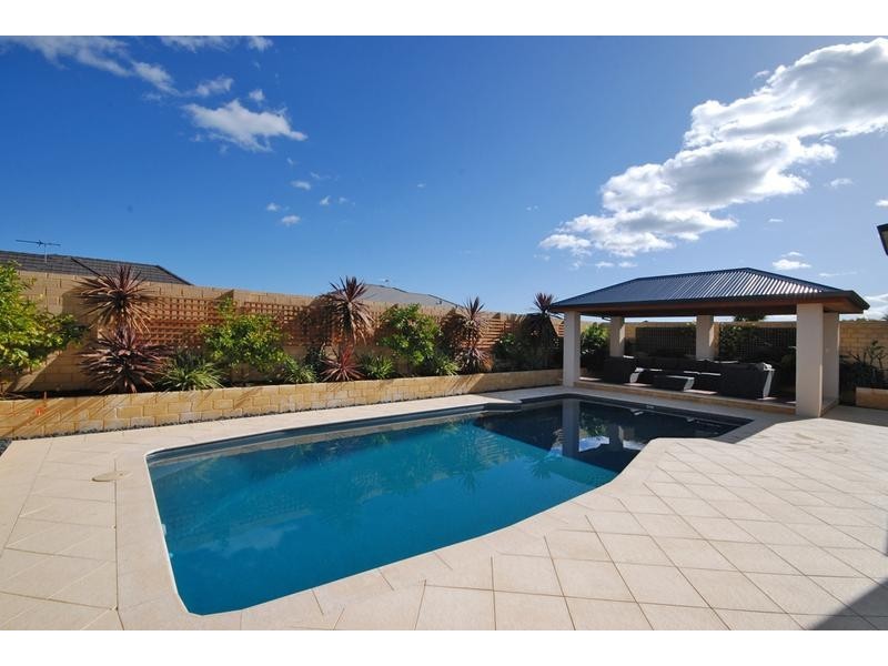 10 Keta Way, Mindarie WA 6030