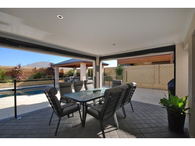 10 Keta Way, Mindarie WA 6030